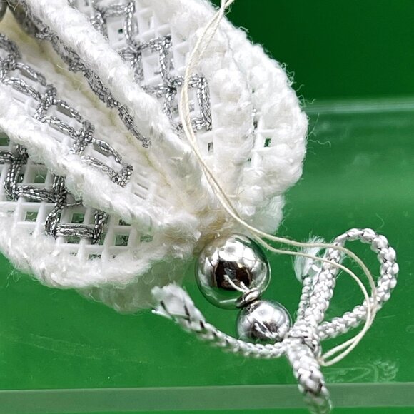 Set 3 Vintage Crochet Bell Ornaments Handmade White Silver 80s Christmas Décor - Picture 7 of 7